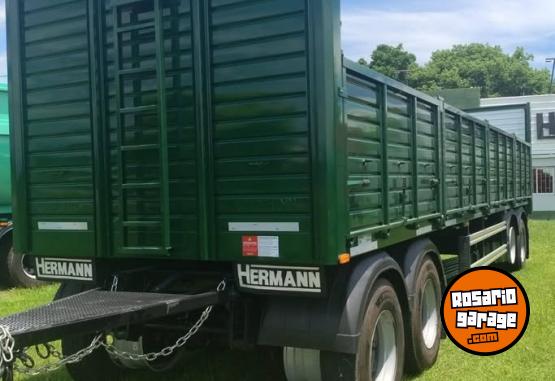 Camiones y Grúas - Acoplado Hermann 4 ejes - 9,60 - ENTREGA INMEDIATA! - En Venta