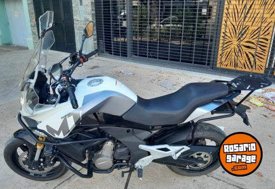 Motos - CF Mt 650 2023 Nafta 29000Km - En Venta