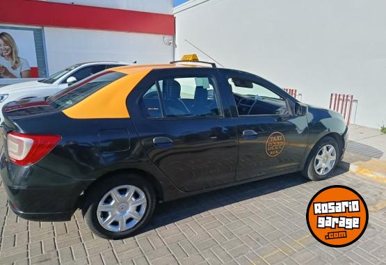 Autos - Renault Logan 2018 GNC 235000Km - En Venta