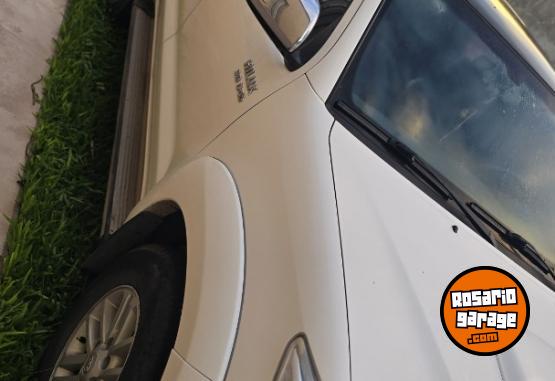 Camionetas - Toyota Hilux 2015 Diesel 195000Km - En Venta