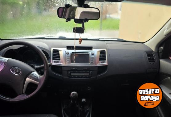 Camionetas - Toyota Hilux 2015 Diesel 195000Km - En Venta