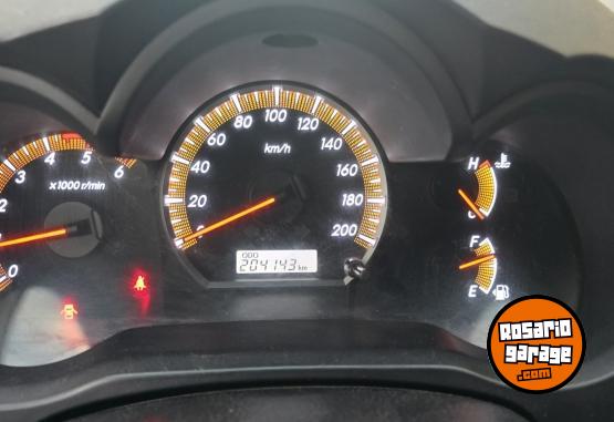 Camionetas - Toyota Hilux 2015 Diesel 195000Km - En Venta