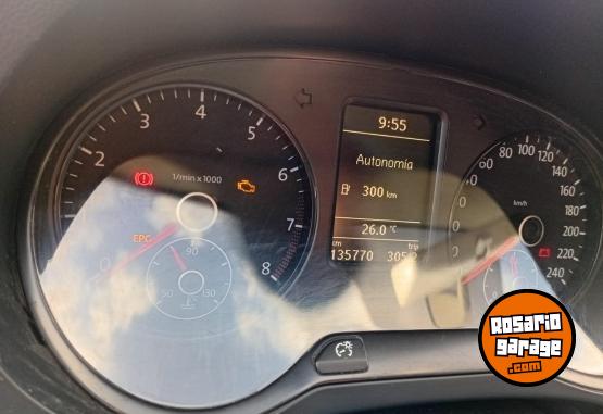 Autos - Volkswagen Suran 1.6 Trendline 2011 Nafta 136000Km - En Venta