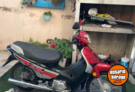 Motos - Motomel blitz 2024 Nafta 9800Km - En Venta