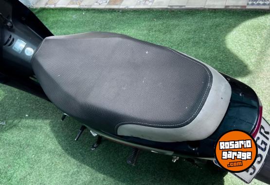 Motos - Motomel blitz 2024 Nafta 9800Km - En Venta