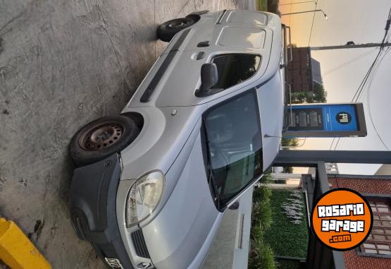 Utilitarios - Renault Furgon kangoo 2014 Diesel 242000Km - En Venta