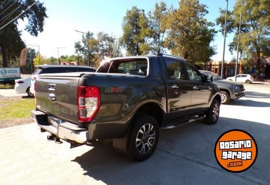 Camionetas - Ford Ranger Limited  3.2 2023 Diesel 45000Km - En Venta