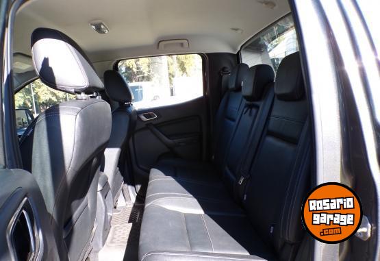 Camionetas - Ford Ranger Limited  3.2 2023 Diesel 45000Km - En Venta