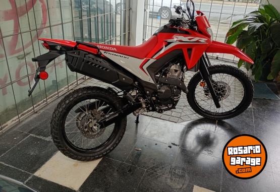 Motos - Honda XR 300 TORNADO 2026 Nafta 0Km - En Venta