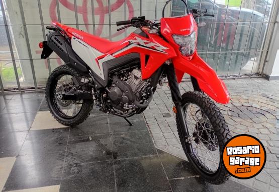 Motos - Honda XR 300 TORNADO 2026 Nafta 0Km - En Venta