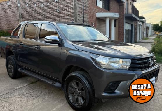 Camionetas - Toyota Hilux 4x4 2018 Diesel 120000Km - En Venta
