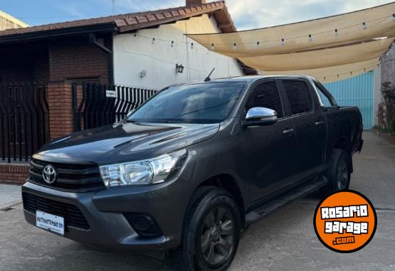 Camionetas - Toyota Hilux 4x4 2018 Diesel 120000Km - En Venta