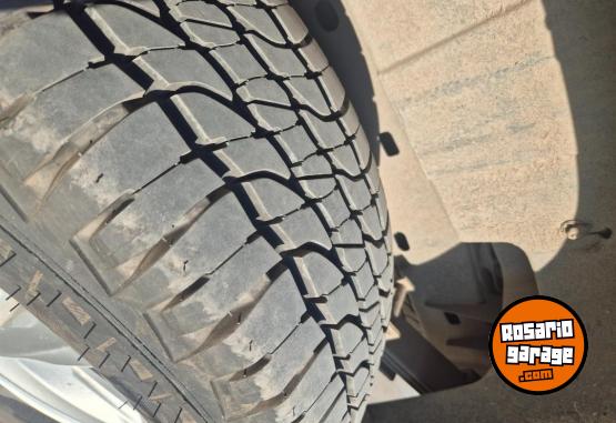 Camionetas - Volkswagen Amarok 2021 Diesel 120000Km - En Venta