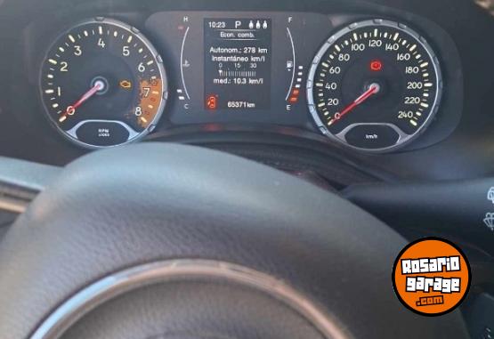 Camionetas - Jeep Jeep renegade 2018 Nafta 65000Km - En Venta