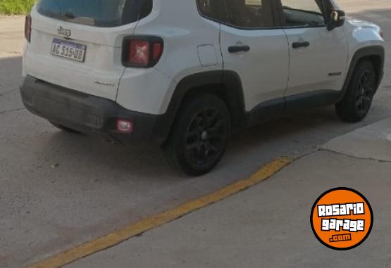 Camionetas - Jeep Jeep renegade 2018 Nafta 65000Km - En Venta