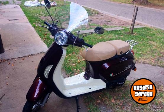 Motos - Motomel strato euro 150 2018 Nafta 5800Km - En Venta