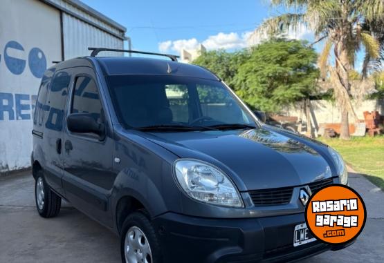 Utilitarios - Renault Kangoo 2012 Nafta 150000Km - En Venta