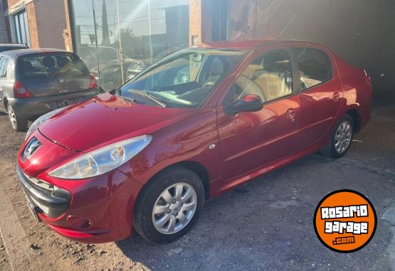 Autos - Peugeot 207 XT 4P 2010 Nafta 160000Km - En Venta