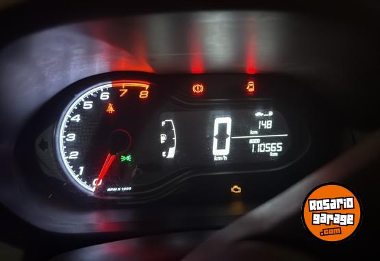 Autos - Chevrolet Onix 2019 Nafta 110000Km - En Venta