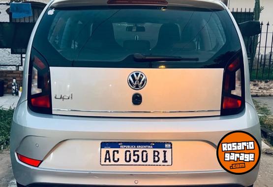 Autos - Volkswagen Up high 2017 Nafta 77000Km - En Venta