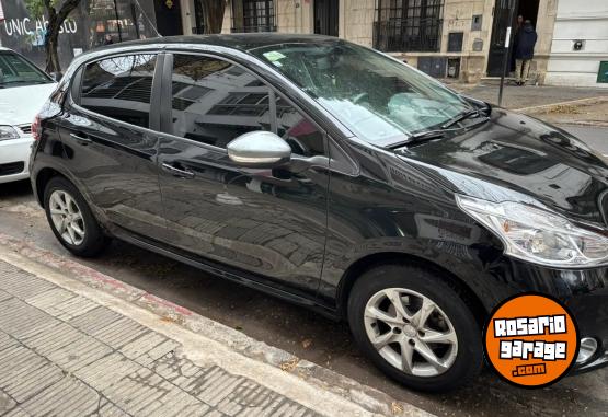 Autos - Peugeot 208 2015 2015 Nafta 59800Km - En Venta