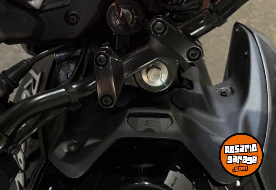 Motos - Bajaj Rouser p150 2025 Nafta 1800Km - En Venta
