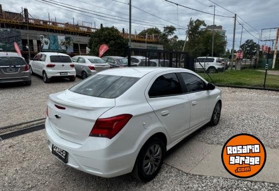 Autos - Chevrolet ONIX1.4 JOY BLACK 2023 GNC - En Venta