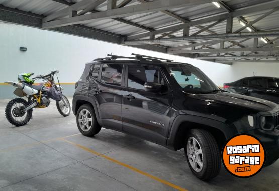 Camionetas - Jeep RENEGADE 2023 Nafta 49000Km - En Venta