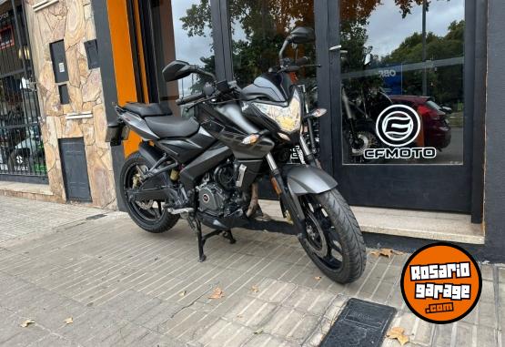 Motos - Bajaj ROUSER NS 200 2021 Nafta 5000Km - En Venta