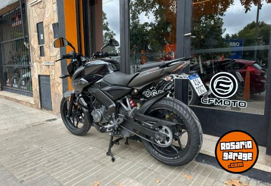 Motos - Bajaj ROUSER NS 200 2021 Nafta 5000Km - En Venta