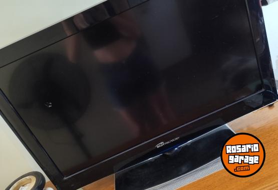 Electr�nica - TV BGH Feelnology LCD 32" - En Venta
