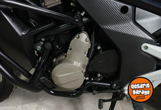 Motos - CF Mt 650 2022 Nafta 19000Km - En Venta