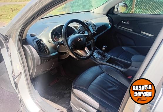 Camionetas - Kia Sportage 2014 Nafta 130000Km - En Venta