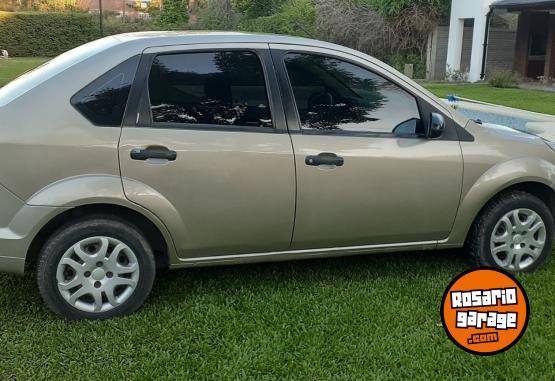 Autos - Ford Fiesta max 2012 GNC 160000Km - En Venta