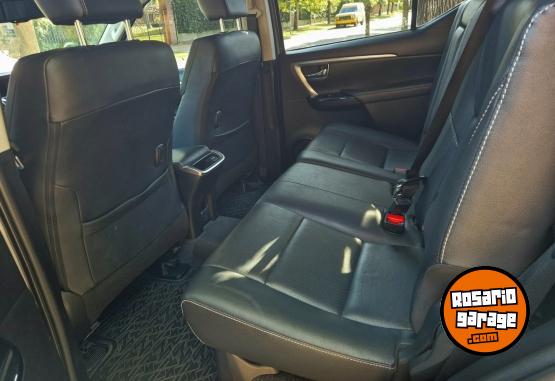 Camionetas - Toyota Sw4 4x4 SRX 2023 Diesel 80000Km - En Venta