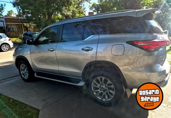 Camionetas - Toyota Sw4 4x4 SRX 2023 Diesel 80000Km - En Venta