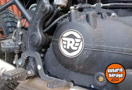 Motos - Royal Enfield Himalayan 411 2021 Nafta 10300Km - En Venta