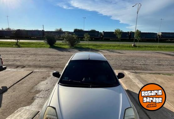 Autos - Ford ka viral 2010 Nafta 210000Km - En Venta