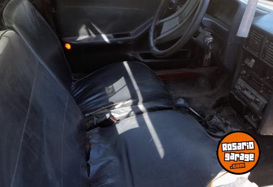 Utilitarios - Peugeot 504 1998 Diesel 111111Km - En Venta