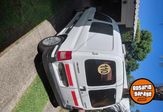 Utilitarios - Peugeot Partner 2013 GNC 170000Km - En Venta