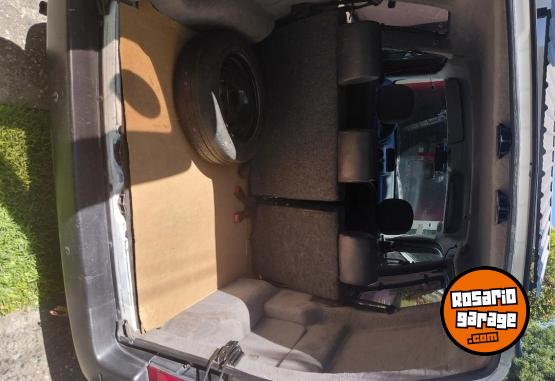 Utilitarios - Peugeot Partner 2013 GNC 170000Km - En Venta