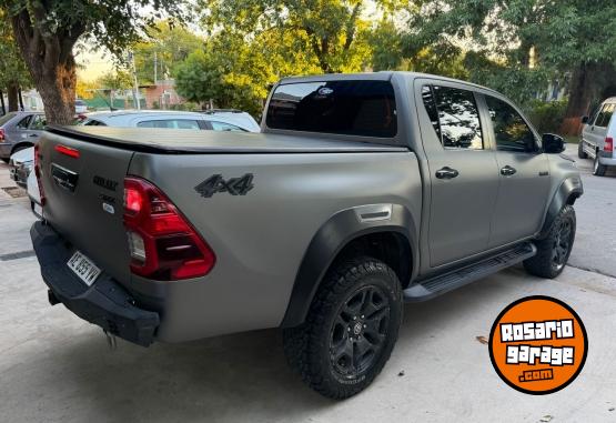 Camionetas - Toyota HILUX SRX 2022 Diesel 115600Km - En Venta