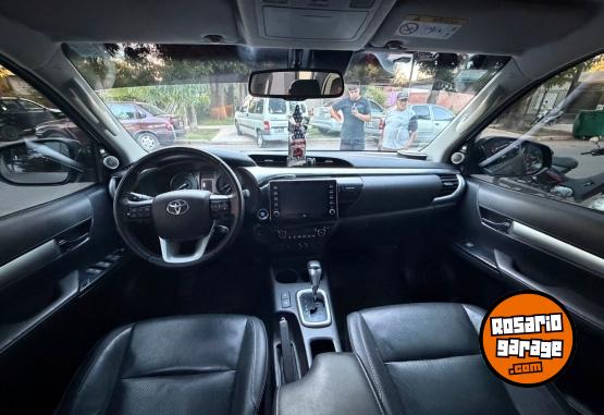 Camionetas - Toyota HILUX SRX 2022 Diesel 115600Km - En Venta