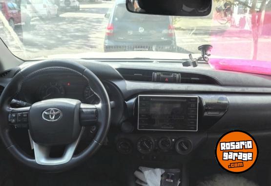 Camionetas - Toyota HILUX DX PACK 2017 Diesel 160000Km - En Venta
