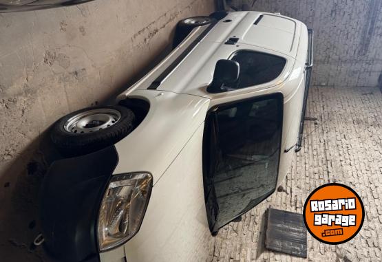 Utilitarios - Citroen berlingo HDI furgon 2022 Diesel 110000Km - En Venta