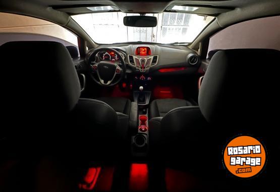 Autos - Ford Fiesta Kinetic Titanium 2012 GNC 193000Km - En Venta