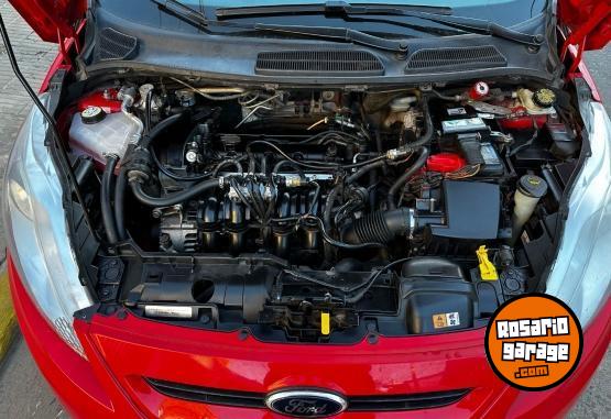 Autos - Ford Fiesta Kinetic Titanium 2012 GNC 193000Km - En Venta