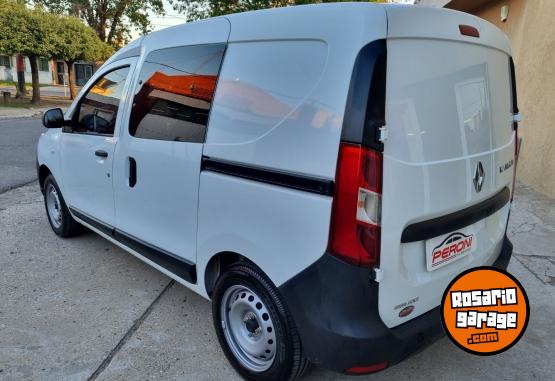 Utilitarios - Renault Kangoo Express Emotion 5A 2020 Nafta 118000Km - En Venta