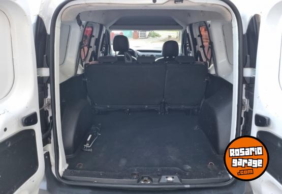 Utilitarios - Renault Kangoo Express Emotion 5A 2020 Nafta 118000Km - En Venta