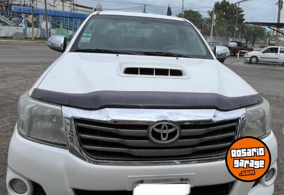 Camionetas - Toyota Hilux 2013 Diesel 260000Km - En Venta